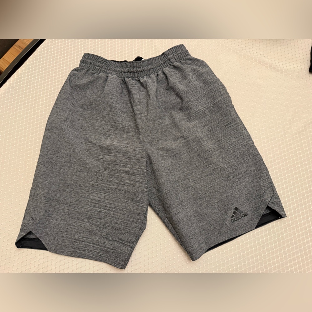 Adidas Men's Gray Athletic Shorts
